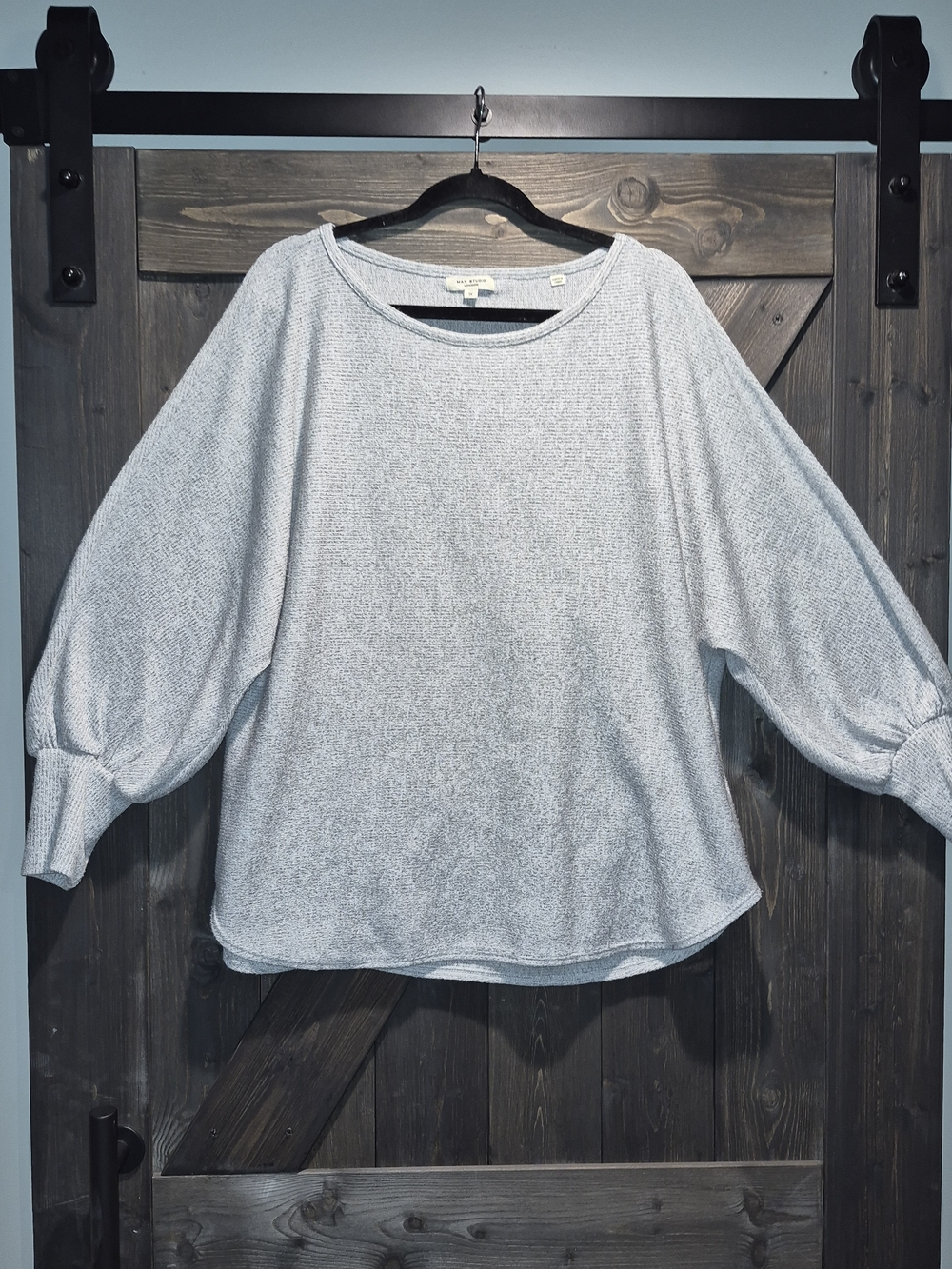 Max Studio Light Gray Balloon Sleeve Knit Top